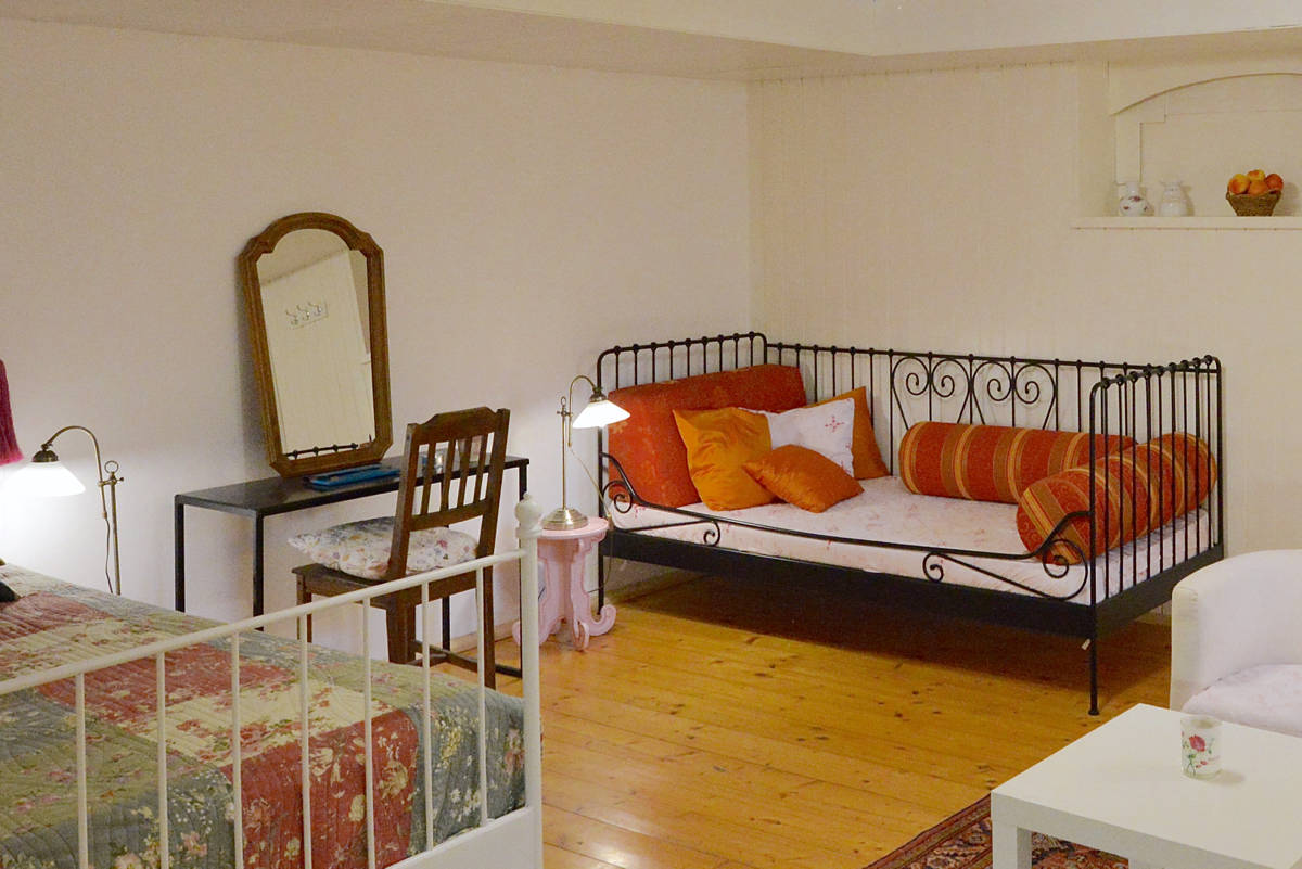 Innen-/Außenaufnahmen by Jochen Grün © greenstuff design